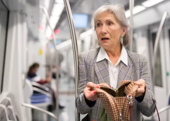 Tecnicas De Ladrones En El Metro (1)