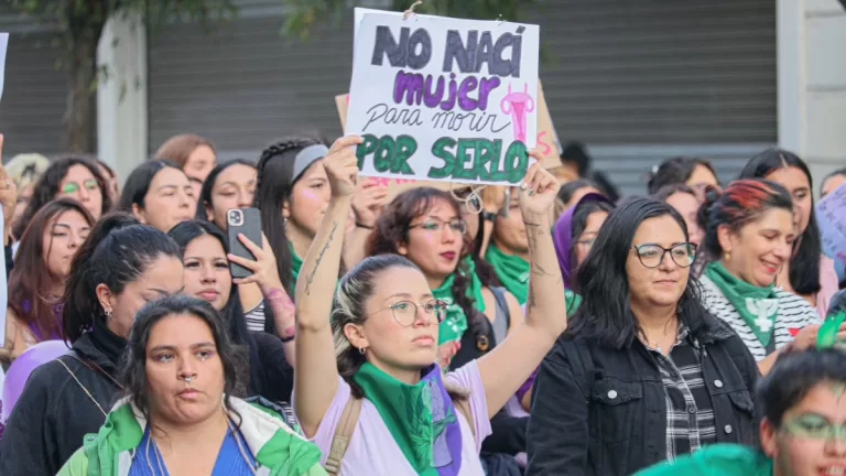 Marcha Día De La Mujer