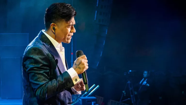 Américo Invitados Movistar Arena