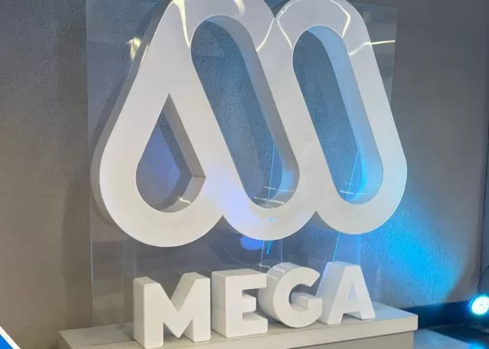 Mega Only Fama