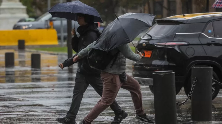 Lluvia En Santiago Días