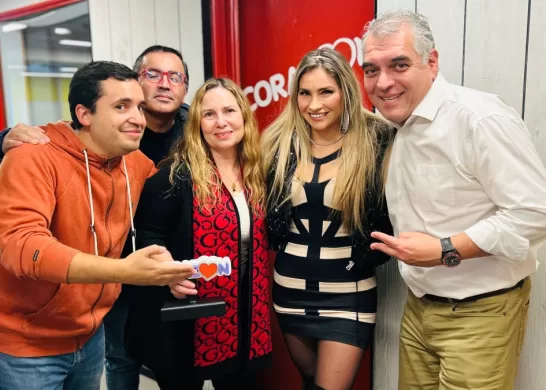 Nina La Que Brilla Radio Corazón