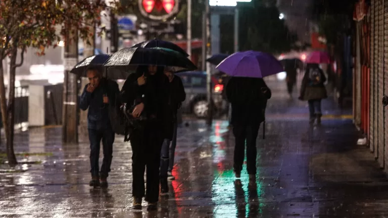 Nueva Lluvia En Santiago