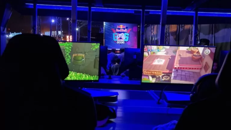 Red Bull Gaming Ground Plaza Gamer