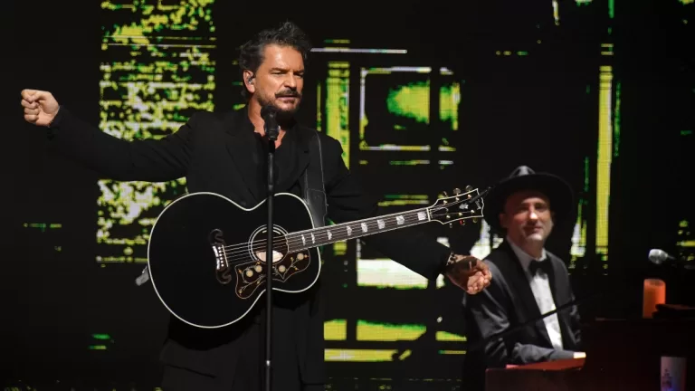 Arjona Y Su Nuevo Tour