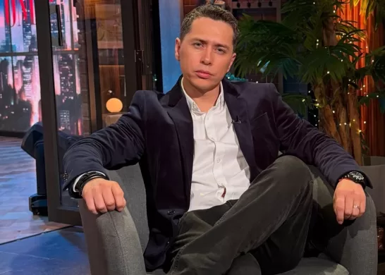 Estudio Sobre Karol Lucero