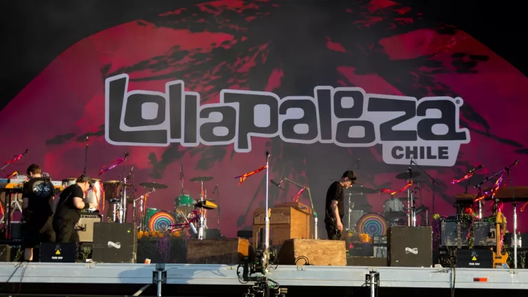 Artista Encuentran Cadáver En Su Auto