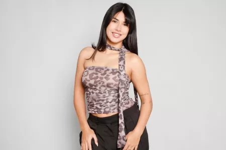 Eskarcita Mundos Opuestos, Salida