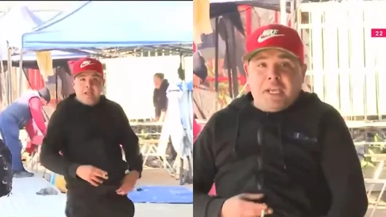 Hombre Se Desnuda En Vivo