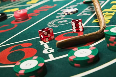 Azar, Nota De Comercial