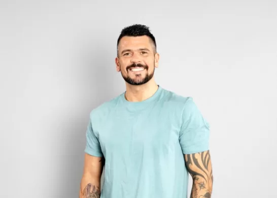 Juan Pedro Verdier Mundos Opuestos, Radio Corazón