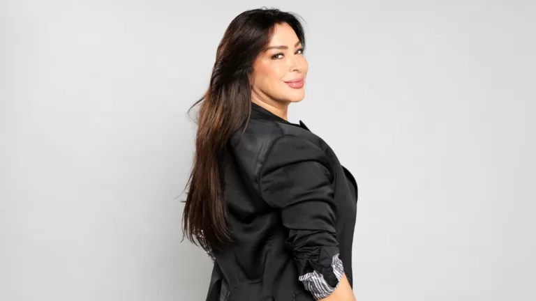 Marlen Olivari Y Eliminación De Mundos Opuestos