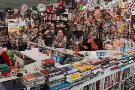 Tiny Desk 31 Minutos