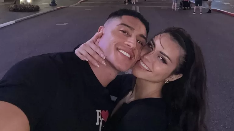 Emilia Dides Y Sammis Reyes, Revelación De Sexo