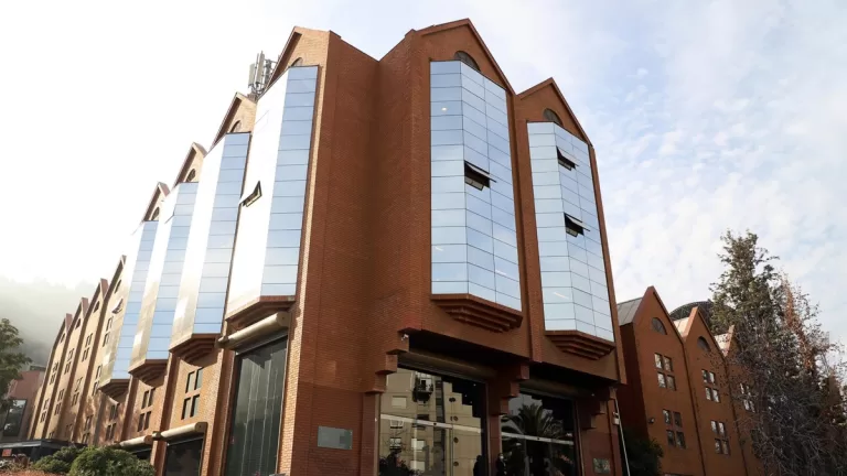 Periodista Es Desvinculada De Canal 13