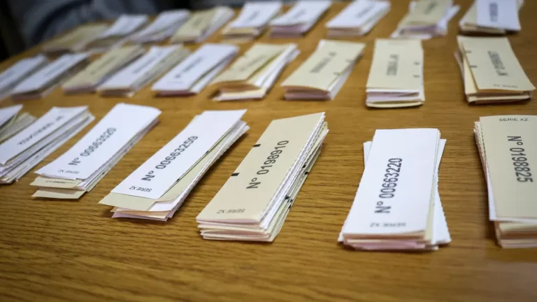 Seguir Conteo De Votos