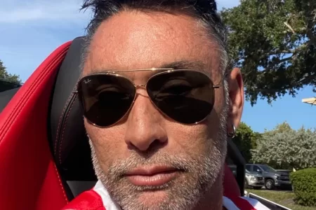 Chino Rios Muestra A Su Nueva Pareja