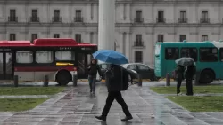 Lluvia En La Rm, Jaime Leyton