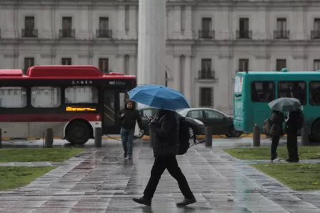 Lluvia En La Rm, Jaime Leyton