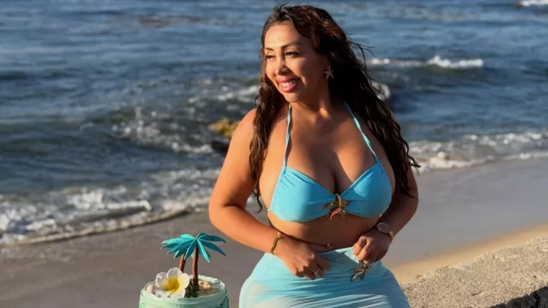 Naya Fácil Cumpleaños