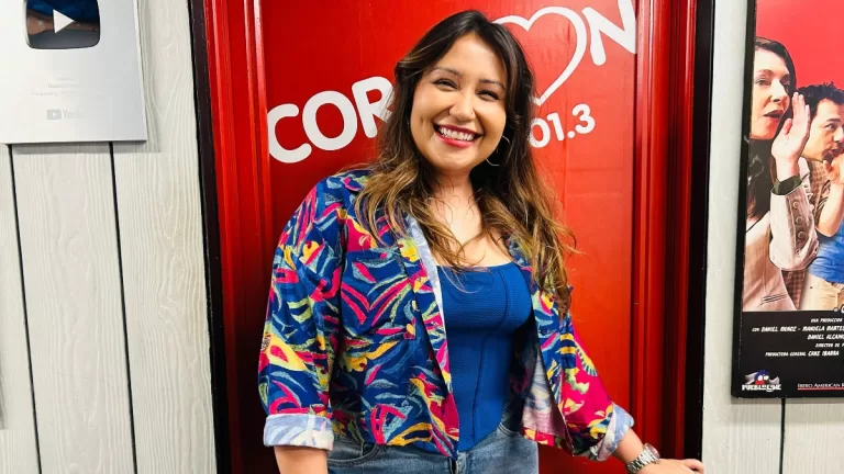 Paula Rivas En Radio Corazón