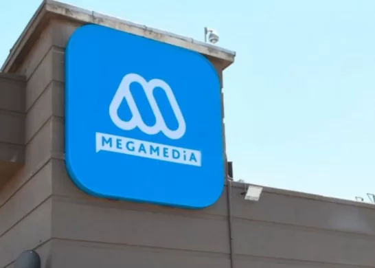 Catalina Edwards Se Va De Mega