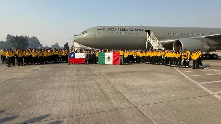 Llegan Refuerzos De Mexico Para Ayudar En Incendios Del Sur