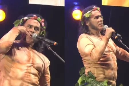 Arturo Ruiz Tagle Es Abucheado