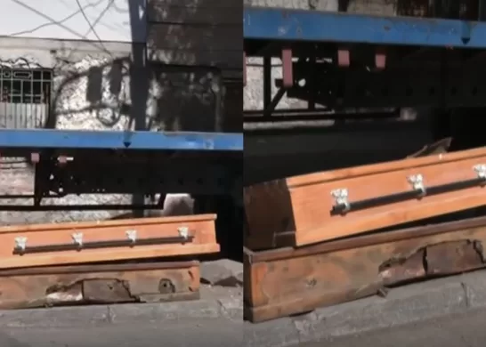 Ataúd En Plena Vía Publica