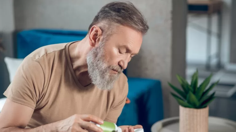 Nota Etiquetas, Comercial