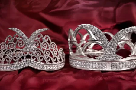 Coronas De Reyes De Viña