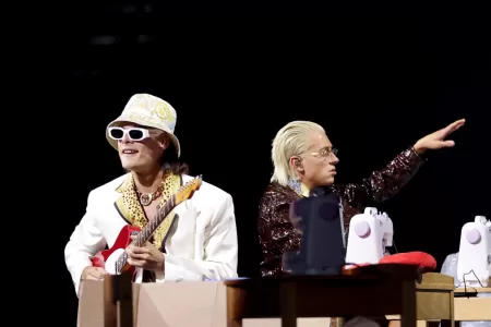 CA7RIEL Y Paco Amoroso En Chile