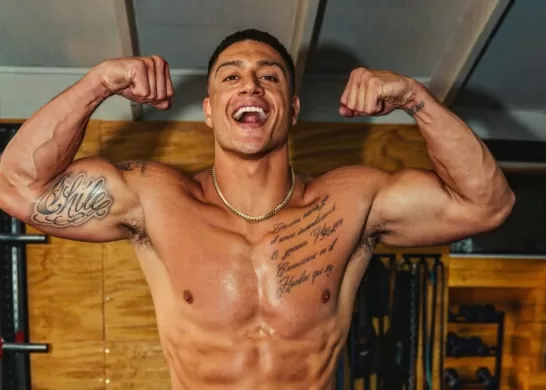 Sammis Reyes Contra Bizarro