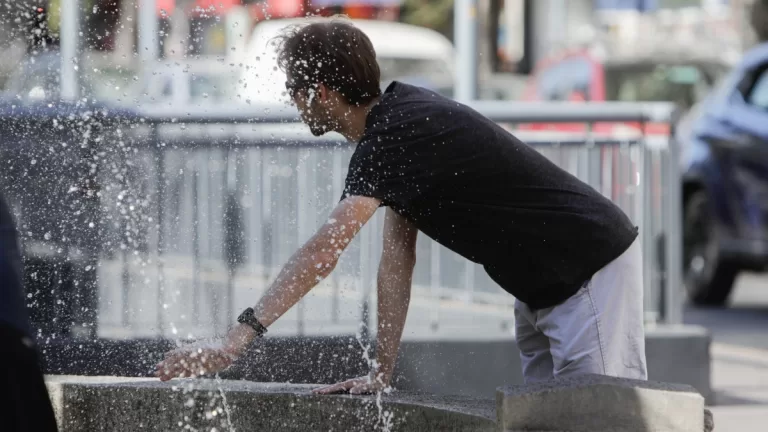 Tiempo En Santiago, Jaime Leyton (1)