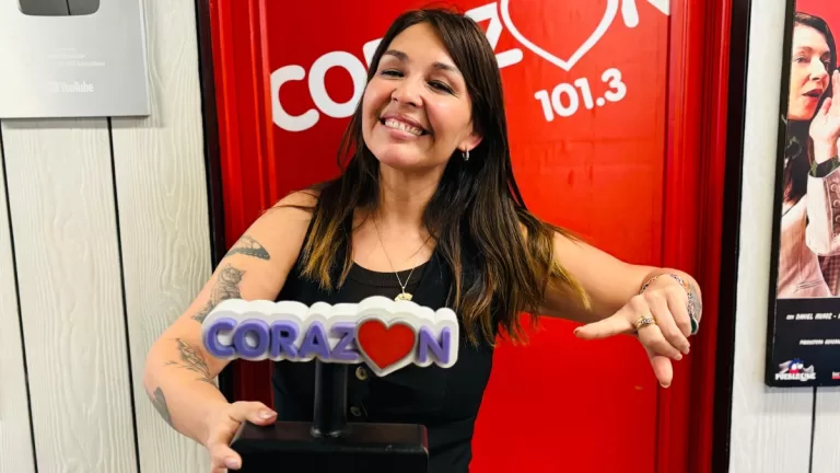 Denisse Malebrán En Radio Corazón