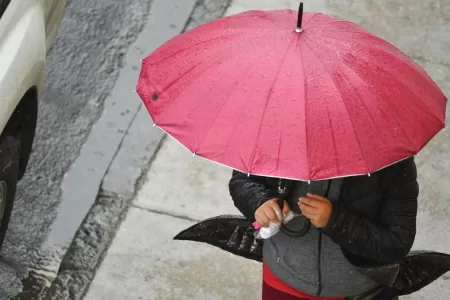 Lluvia En Santiago, Jaime Leyton