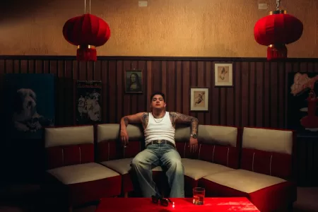 Lucky Brown Estrena Color De Rosa