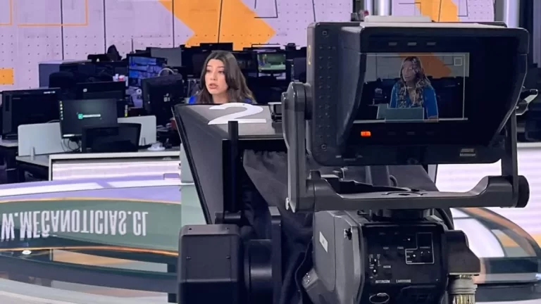 Reacción De Periodista De Mega Tras Ser Despedida