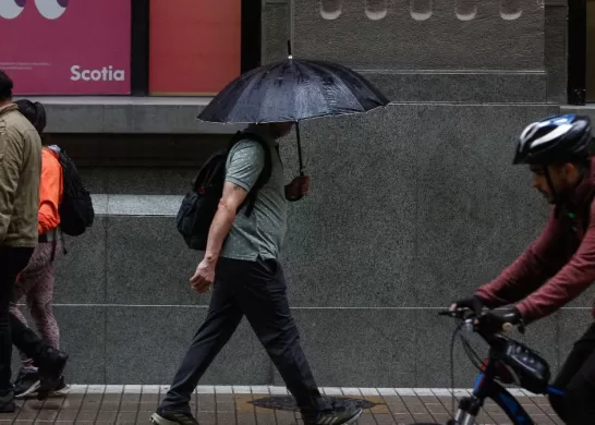Regresa La Lluvia A Santiago (2)
