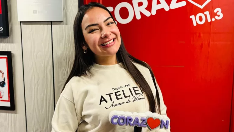 Alanys Lagos En Radio Corazón