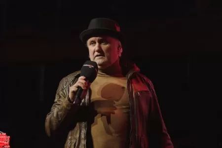 Rumpy Anuncia Libro De El Chacotero Sentimental