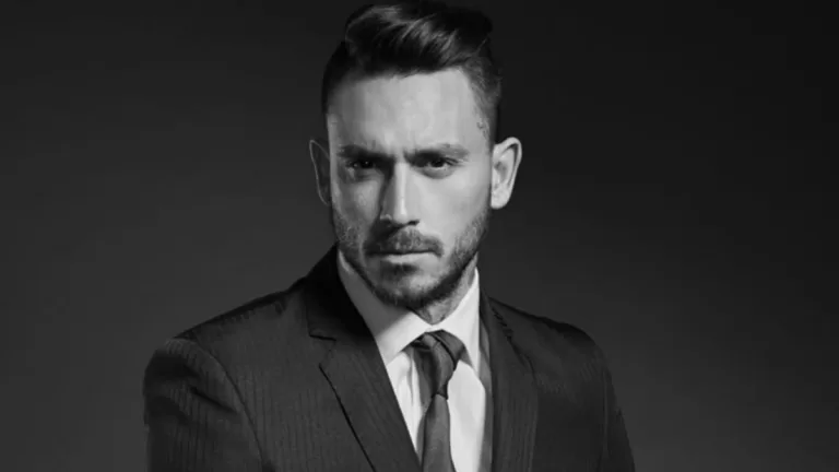 Nueva Pareja De Mauricio Pinilla