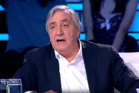 Kike Morande En Coliseo