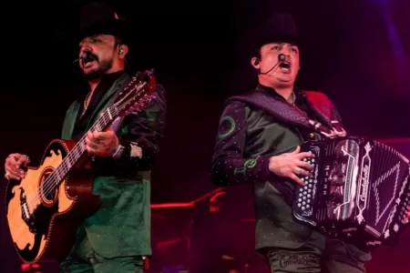 Los Dos Carnales Regresan A Chile