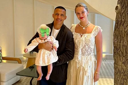 Post De Novia De Alexis Sánchez