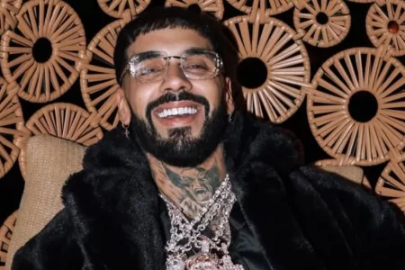 Anuel AA Mensaje A Karol
